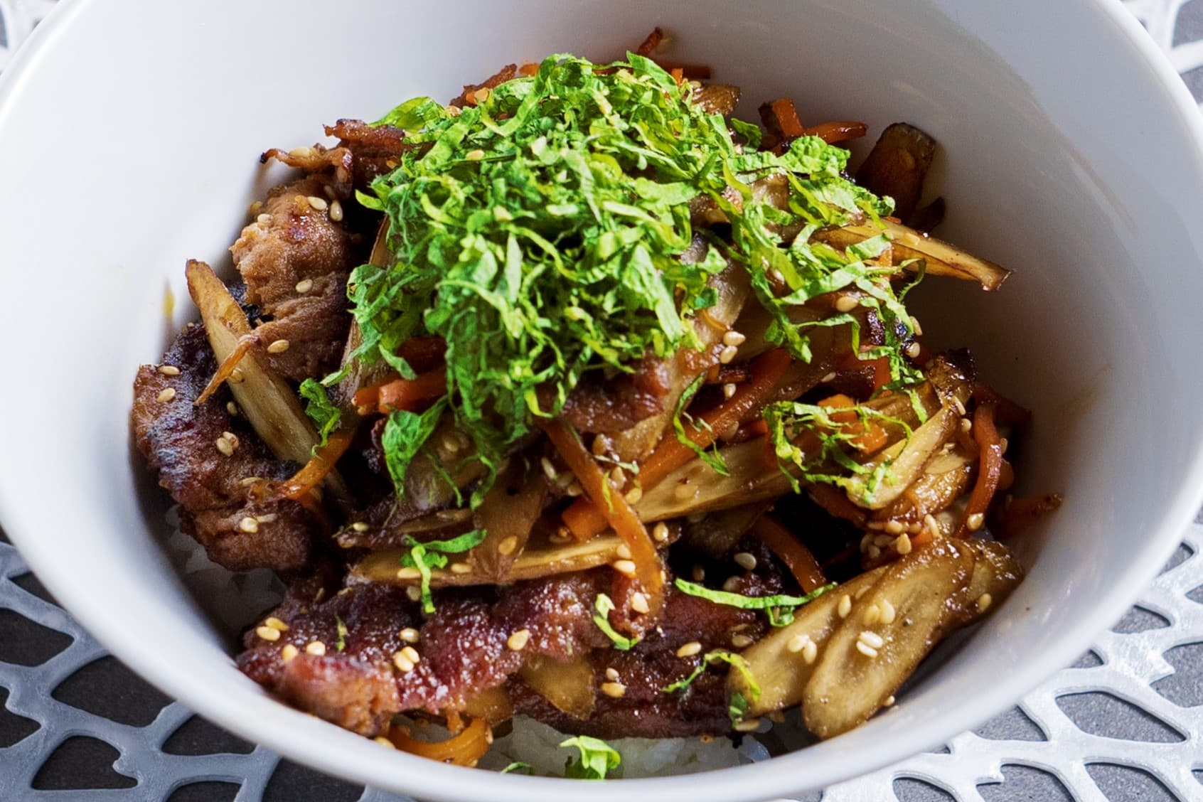 NEXT金平牛蒡牛五花丼